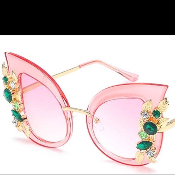 Diva Cat Eyes - Picture 2 of 5